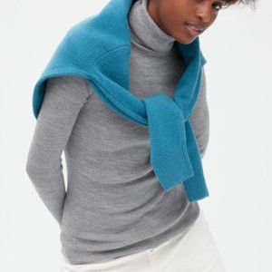 Uniqlo Women Extra Fine Merino Ribbed Turtleneck Sweater Size M